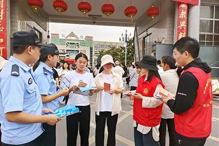 纯划水！约基奇8投3中得到8分9板7助 三节轻松打卡下班